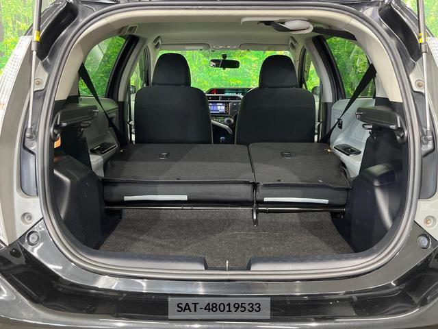 Toyota AQUA 2012-05 8219127-9