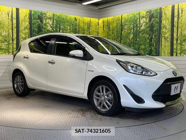 Toyota AQUA 2019-09 8219201-15