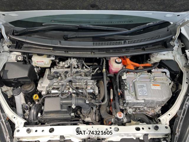Toyota AQUA 2019-09 8219201-17