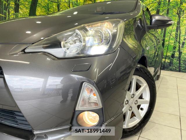 Toyota AQUA 2012-12 8219370-11