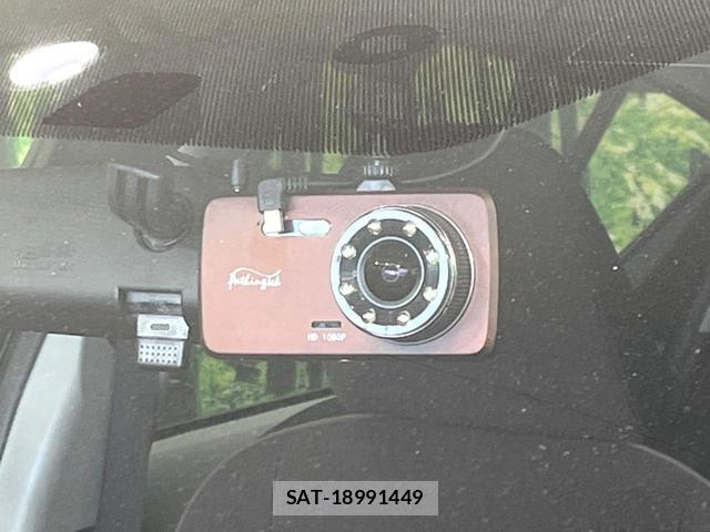 Toyota AQUA 2012-12 8219370-5