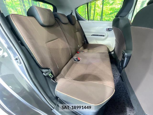 Toyota AQUA 2012-12 8219370-8