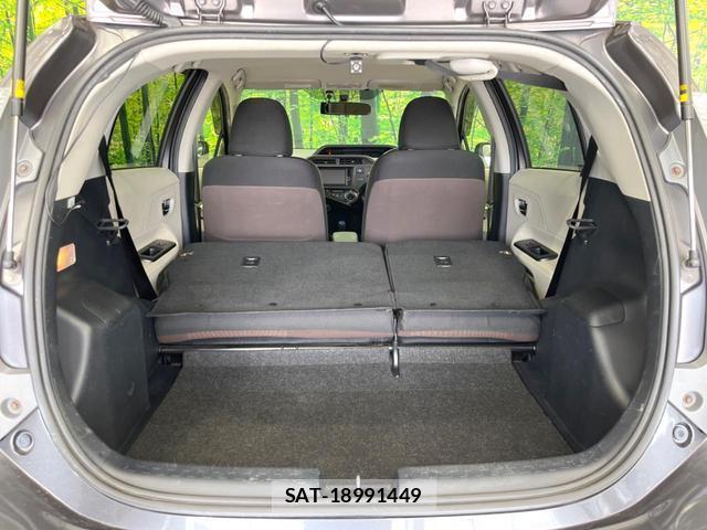 Toyota AQUA 2012-12 8219370-9