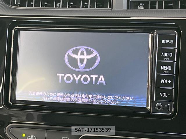 Toyota AQUA 2017-07 8219703-2
