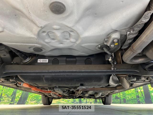 Toyota AQUA 2015-06 8219706-18