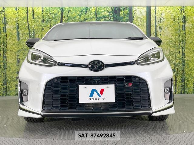 Toyota AQUA 2023-03 8220114-13