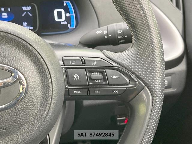 Toyota AQUA 2023-03 8220114-5