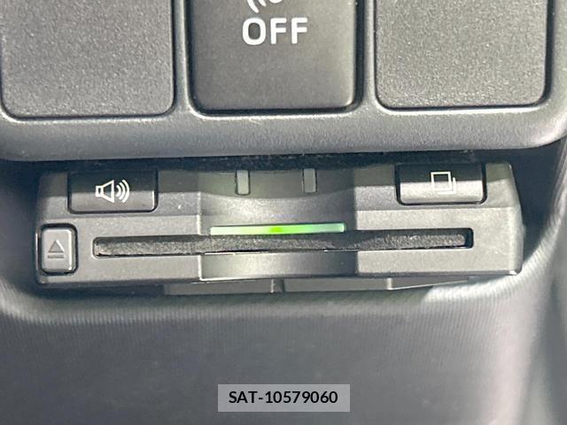 Toyota AQUA 2013-12 8220294-4