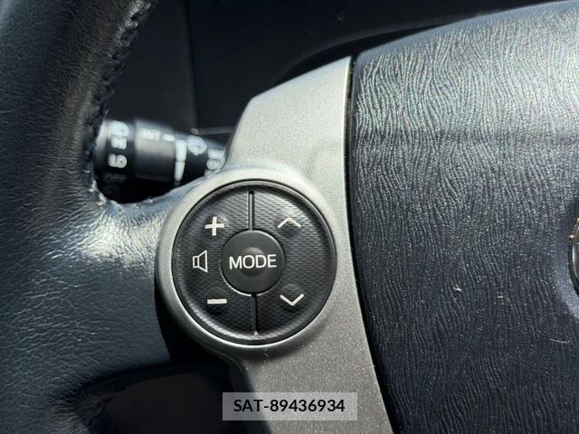 Toyota AQUA 2013-06 8220300-14