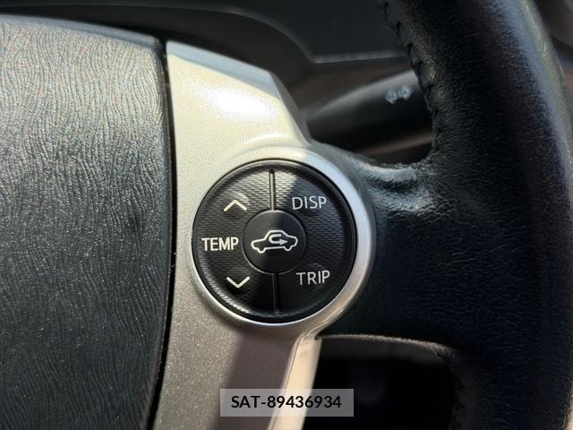 Toyota AQUA 2013-06 8220300-15