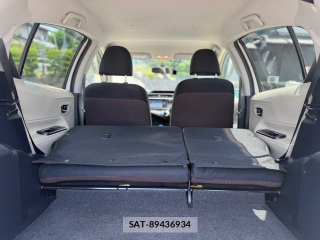 Toyota AQUA 2013-06 8220300-6