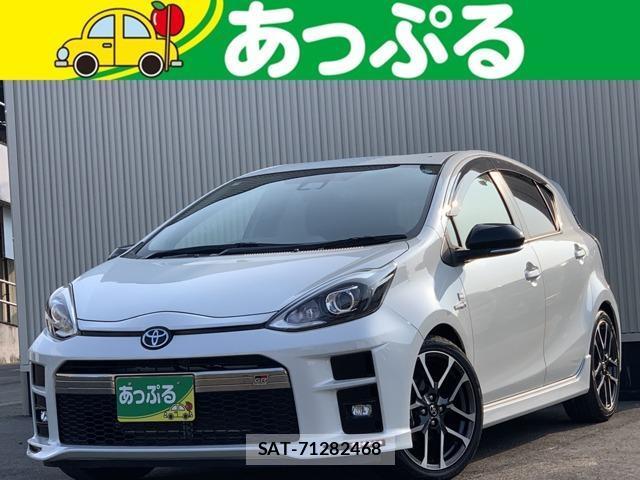 Toyota AQUA 2021-03 8220312-0