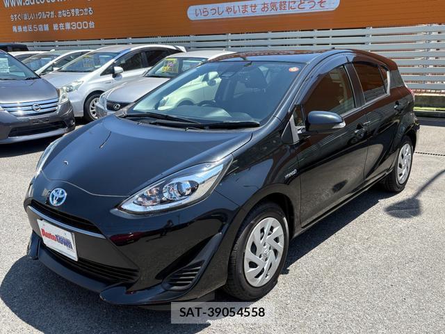 Toyota AQUA 2017-12 8220697-19