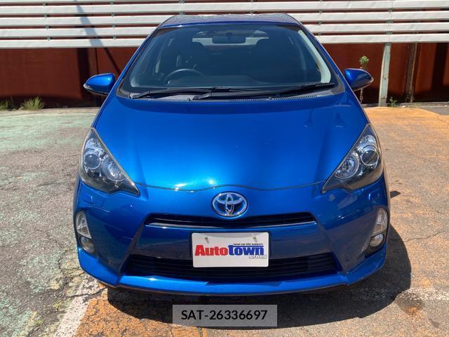 Toyota AQUA 2013-07 8220939-16