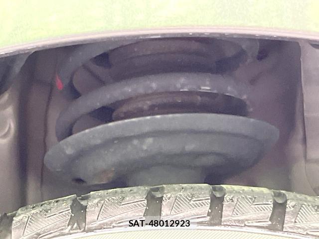 Toyota AQUA 2013-07 8220968-16