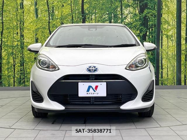Toyota AQUA 2017-06 8221143-13