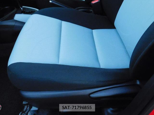 Toyota AQUA 2014-02 8221161-5