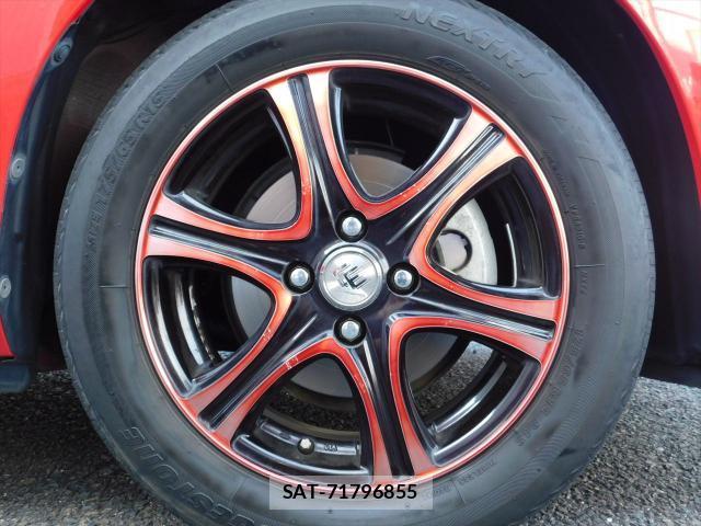 Toyota AQUA 2014-02 8221161-8