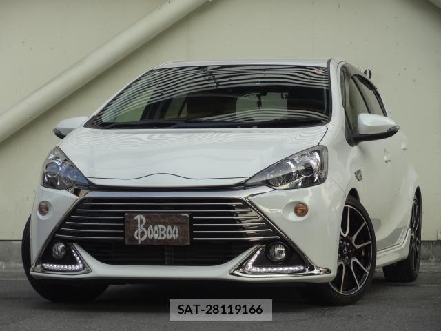 Toyota AQUA 2014-05 8221259-0