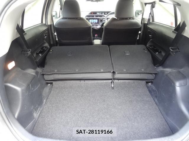 Toyota AQUA 2014-05 8221259-10