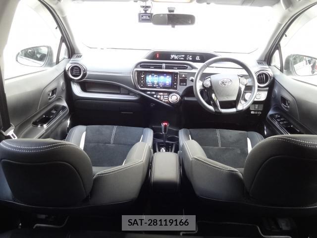 Toyota AQUA 2014-05 8221259-2
