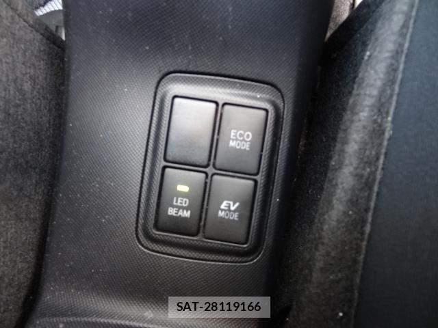 Toyota AQUA 2014-05 8221259-6