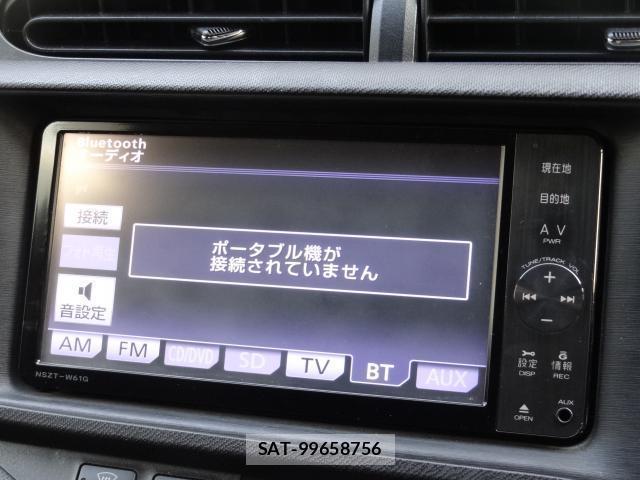 Toyota AQUA 2012-03 8221260-18
