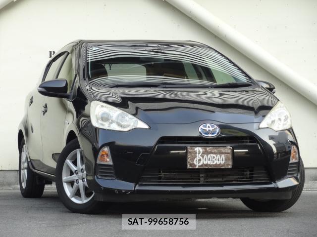 Toyota AQUA 2012-03 8221260-9