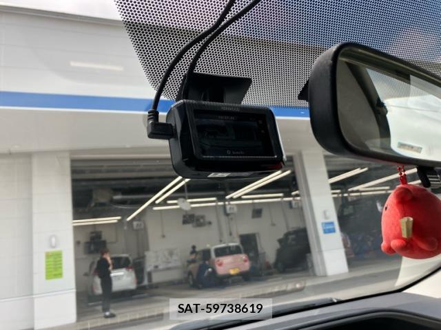 Toyota AQUA 2013-06 8221688-14