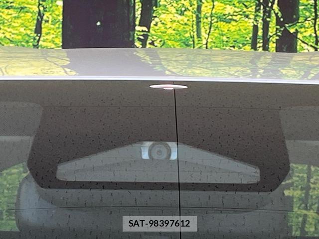 Toyota AQUA 2026-05 8221698-4