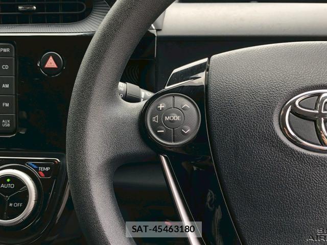 Toyota AQUA 2019-07 8221826-12