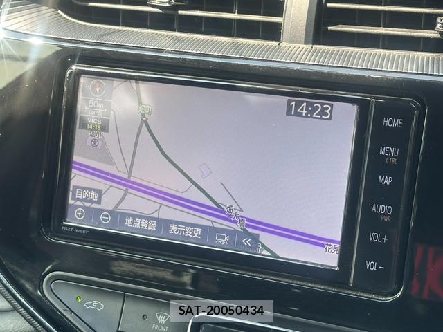 Toyota AQUA 2019-04 8221947-8