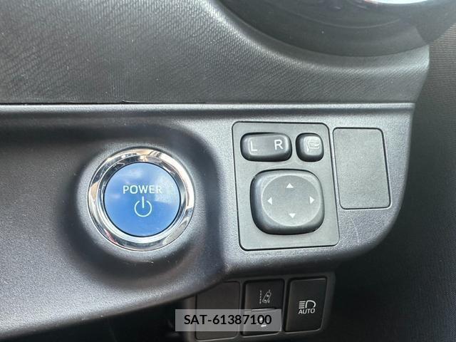 Toyota AQUA 2018-07 8221948-10