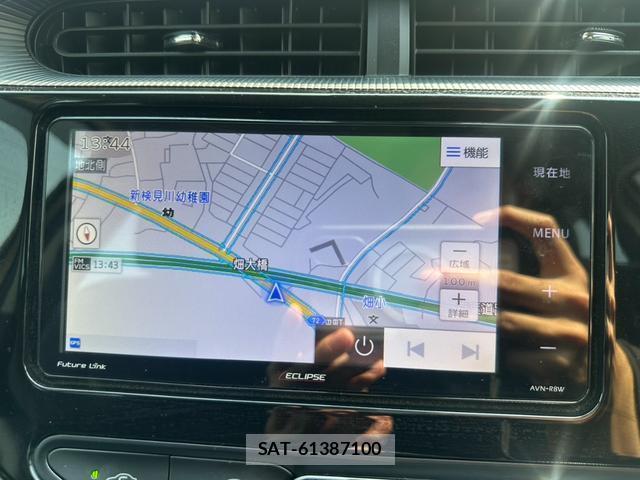 Toyota AQUA 2018-07 8221948-4