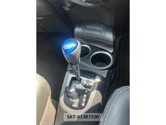 Toyota AQUA 2018-07 8221948-8
