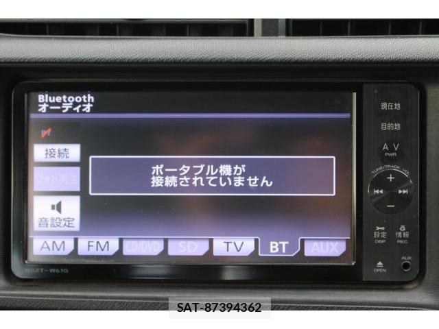 Toyota AQUA 2012-04 8222152-6