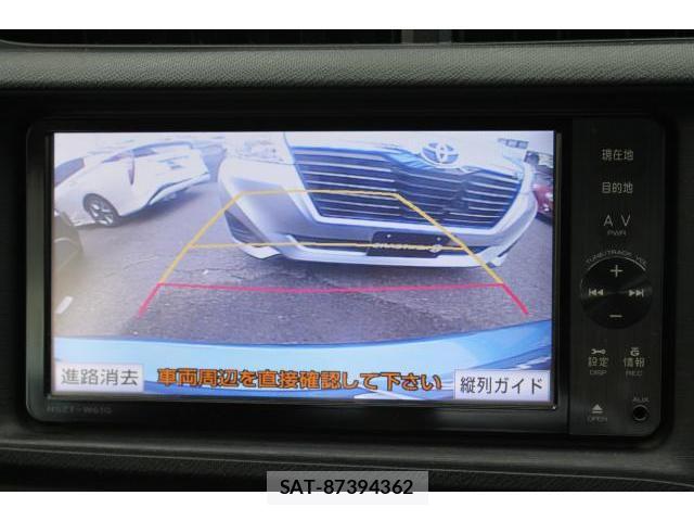 Toyota AQUA 2012-04 8222152-7