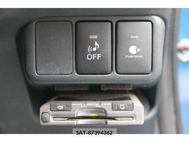 Toyota AQUA 2012-04 8222152-9
