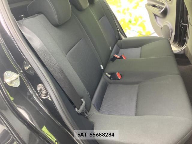 Toyota AQUA 2019-05 8222353-4