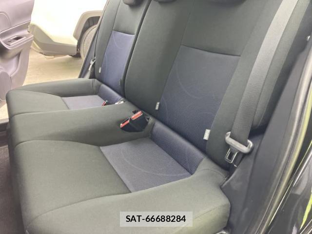 Toyota AQUA 2019-05 8222353-6