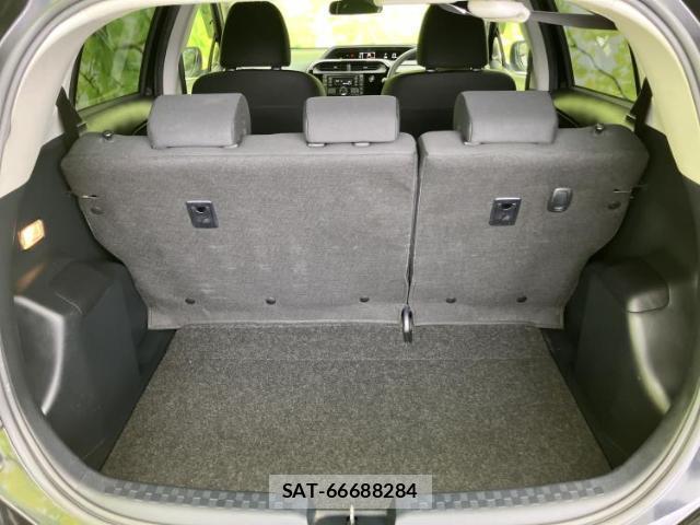 Toyota AQUA 2019-05 8222353-7