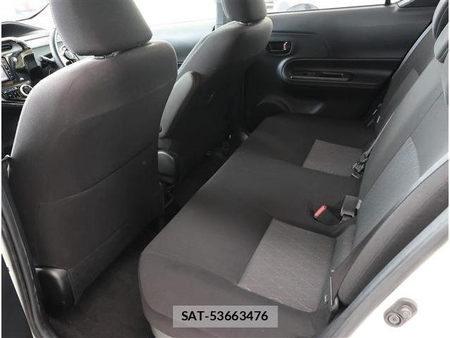 Toyota AQUA 2021-05 8222438-16