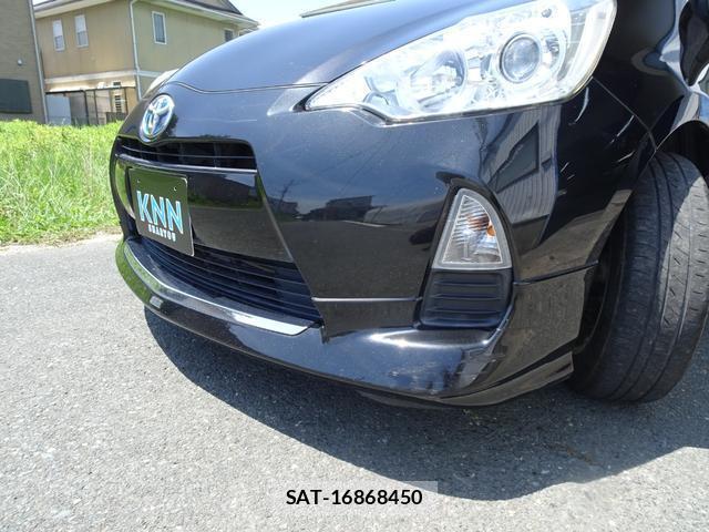 Toyota AQUA 2014-04 8222508-17