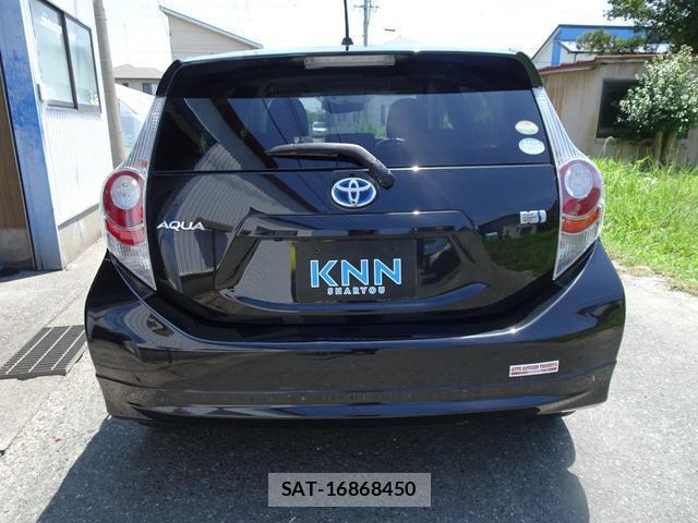 Toyota AQUA 2014-04 8222508-19
