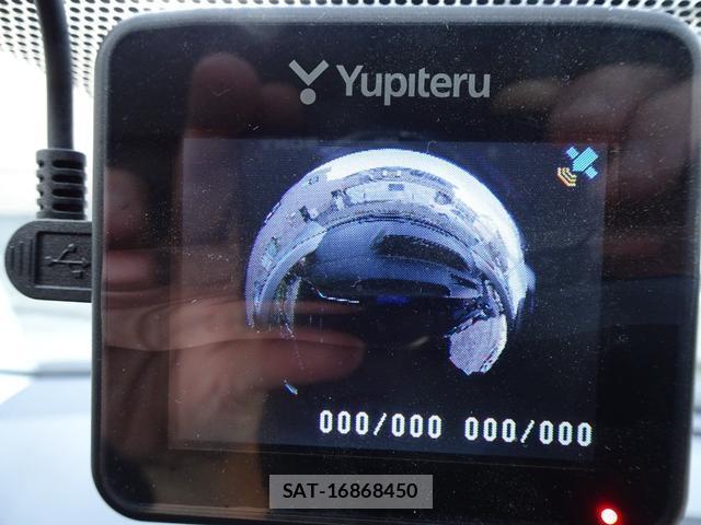 Toyota AQUA 2014-04 8222508-7
