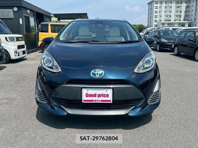 Toyota AQUA 2018-02 8222646-9