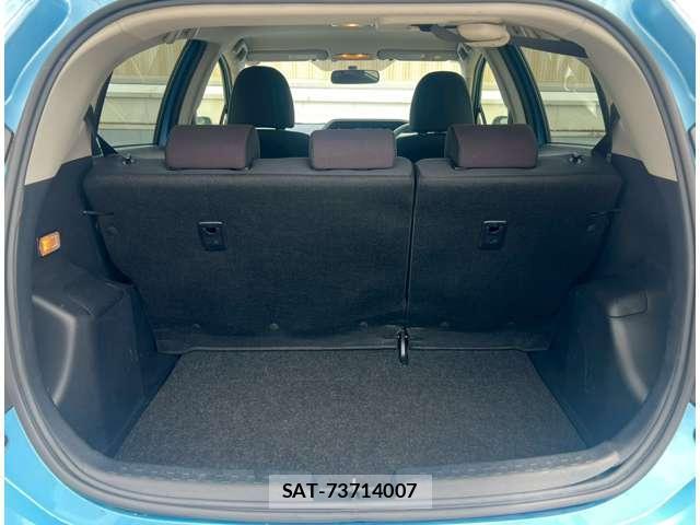 Toyota AQUA 2015-02 8222765-9