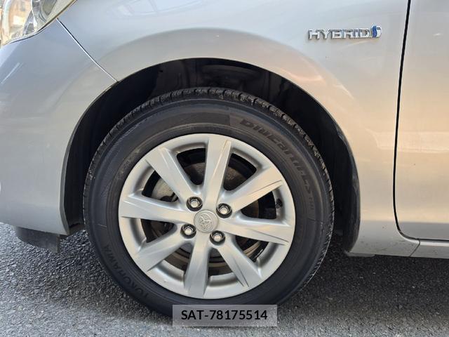 Toyota AQUA 2014-01 8222906-18