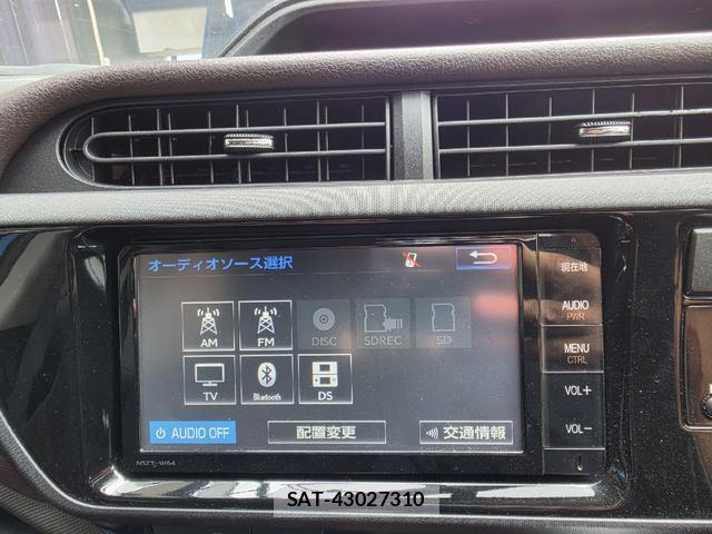 Toyota AQUA 2015-06 8222907-15