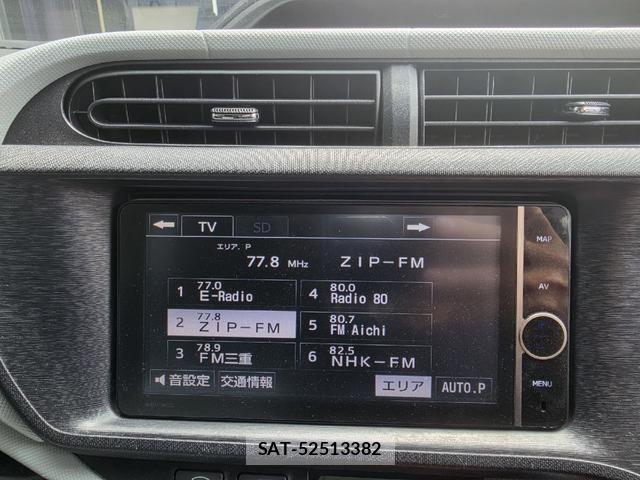 Toyota AQUA 2013-08 8222908-13